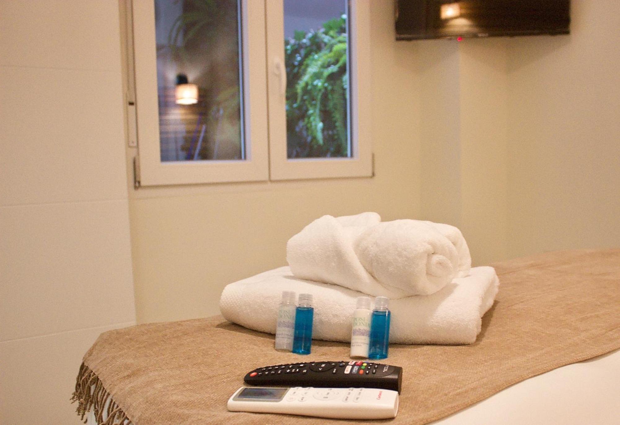 Victoria 75 Luxury Apartment Malaga Luaran gambar